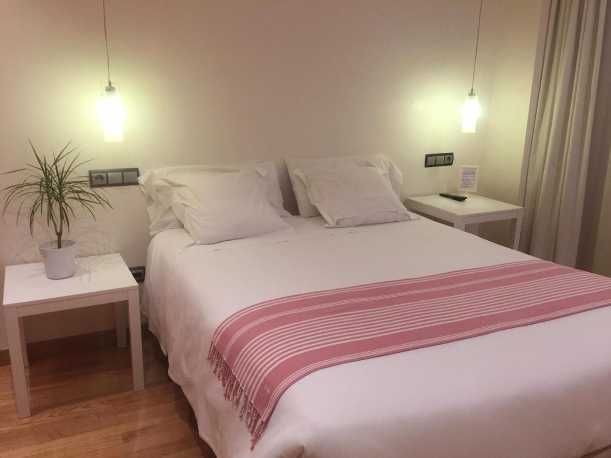 Hotel Nochendi Onís Dış mekan fotoğraf