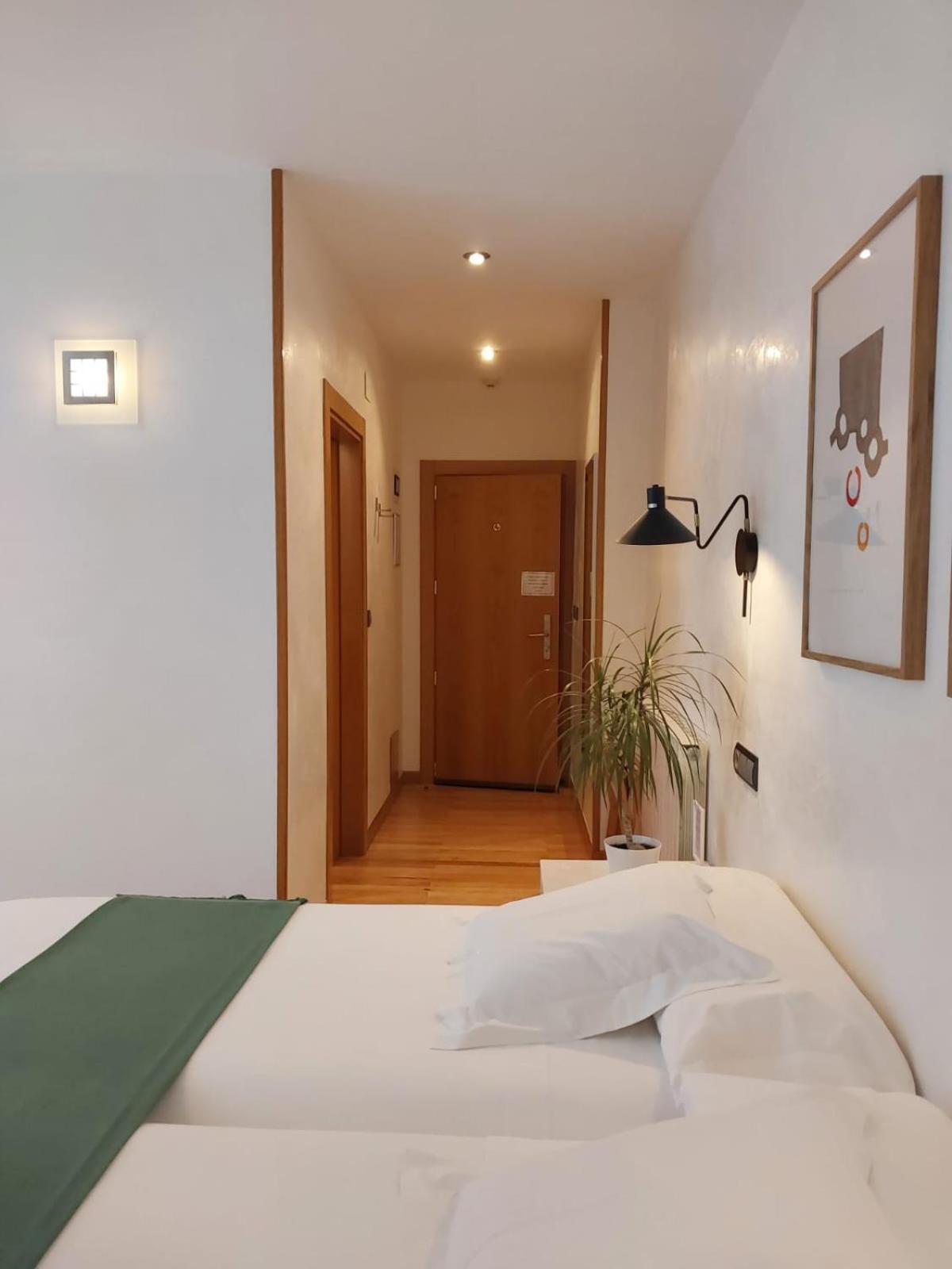 Hotel Nochendi Onís Dış mekan fotoğraf
