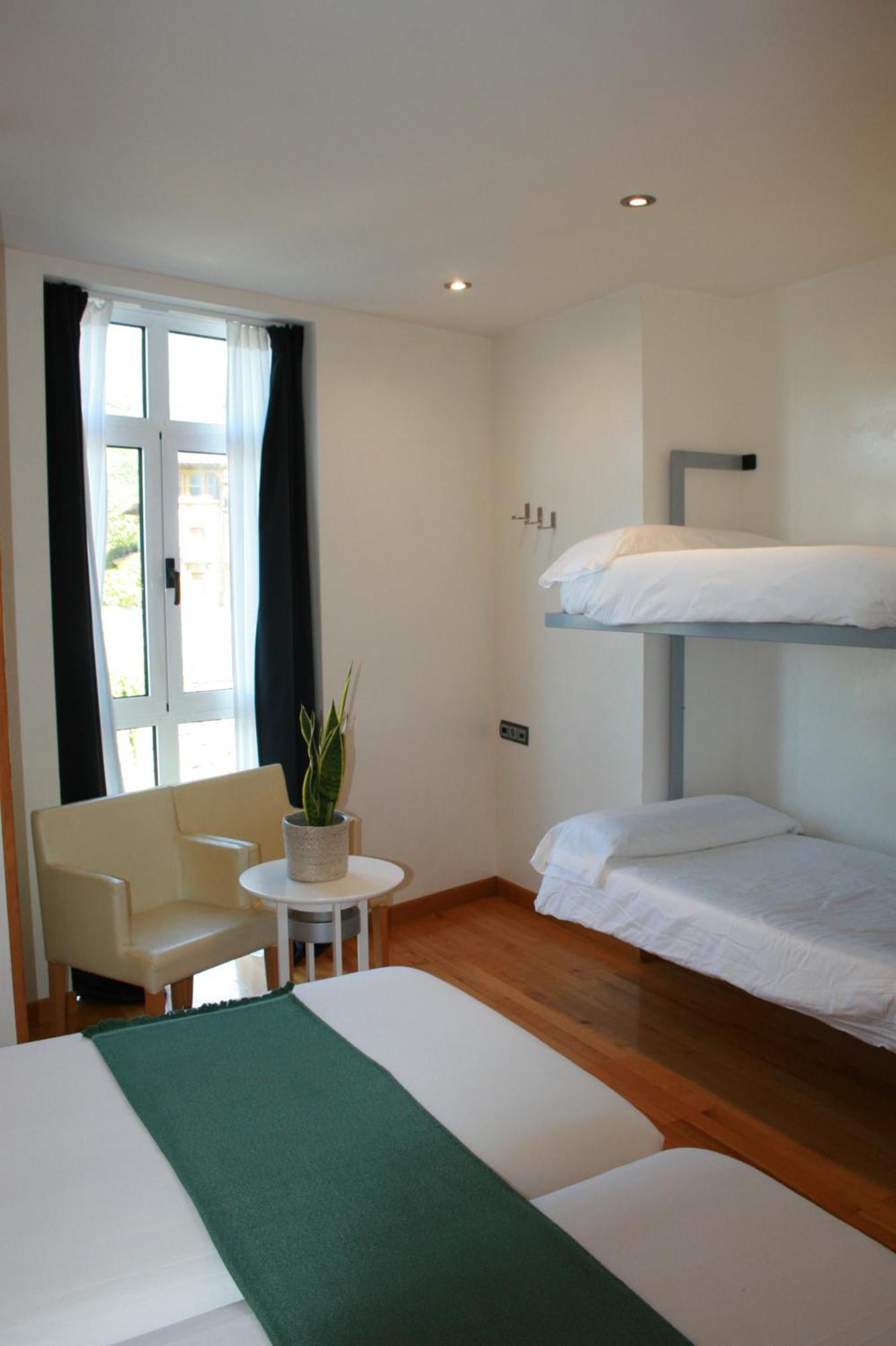 Hotel Nochendi Onís Dış mekan fotoğraf