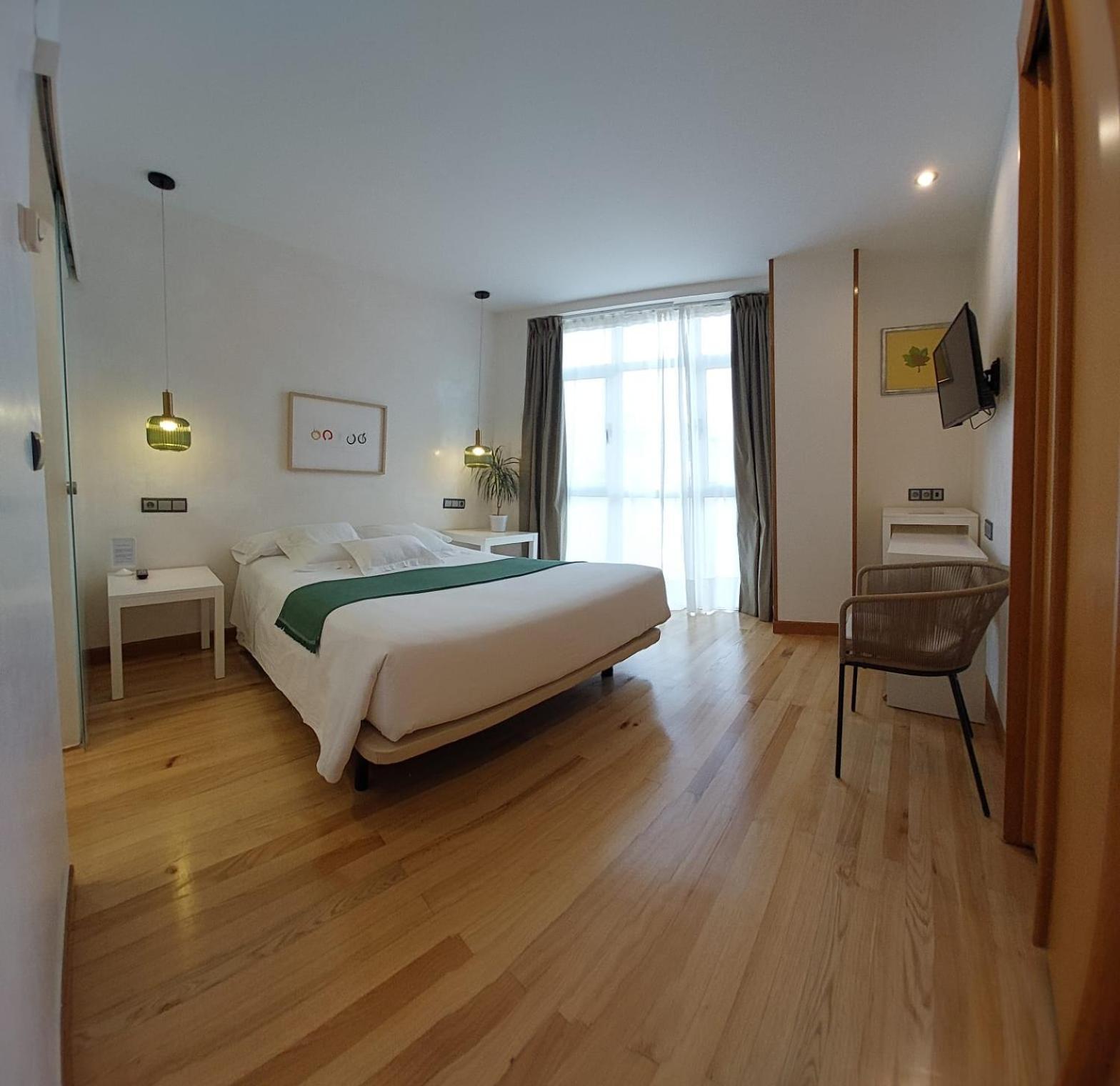 Hotel Nochendi Onís Dış mekan fotoğraf