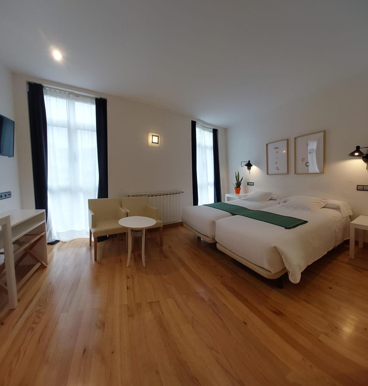 Hotel Nochendi Onís Dış mekan fotoğraf