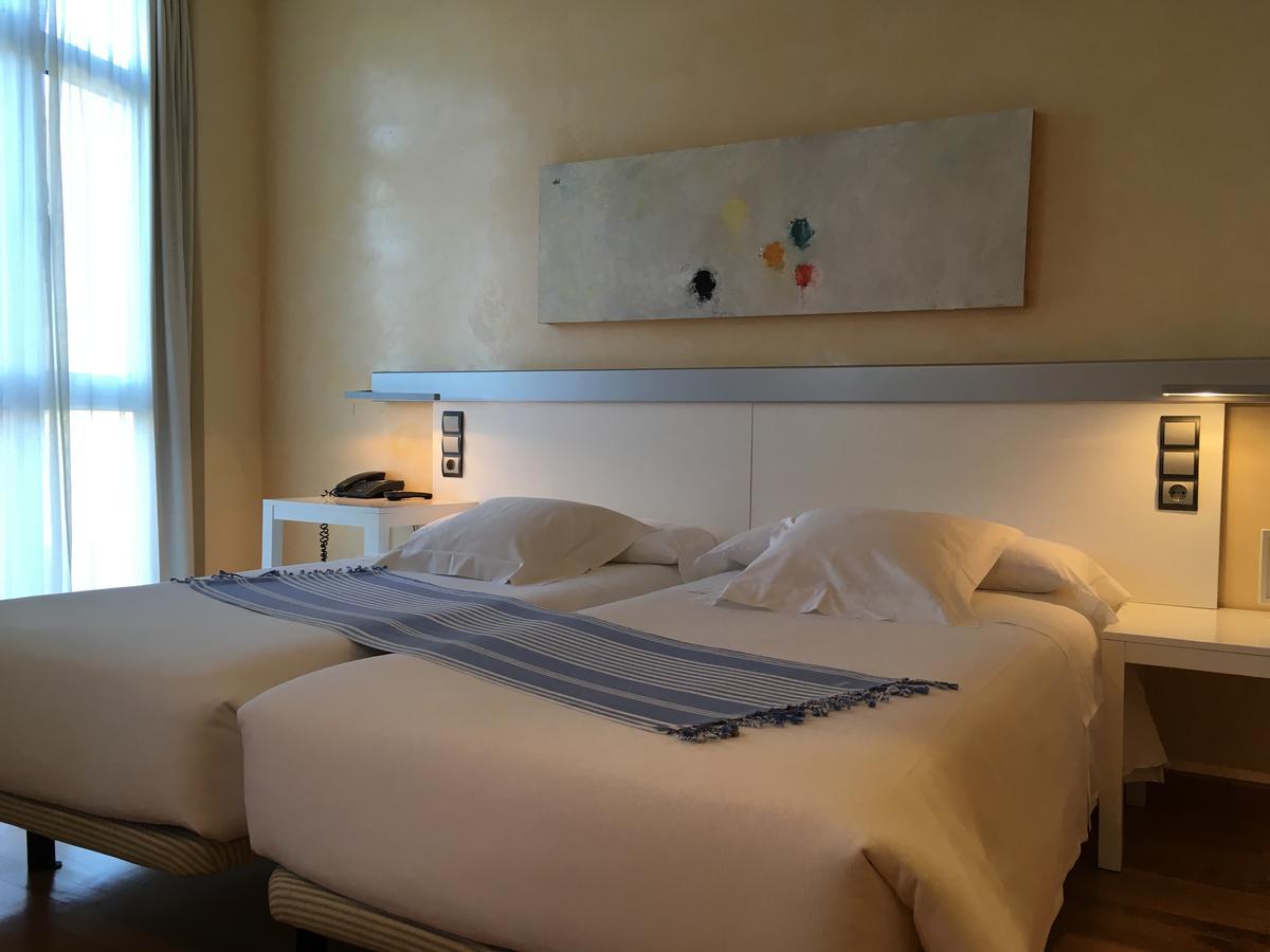 Hotel Nochendi Onís Dış mekan fotoğraf